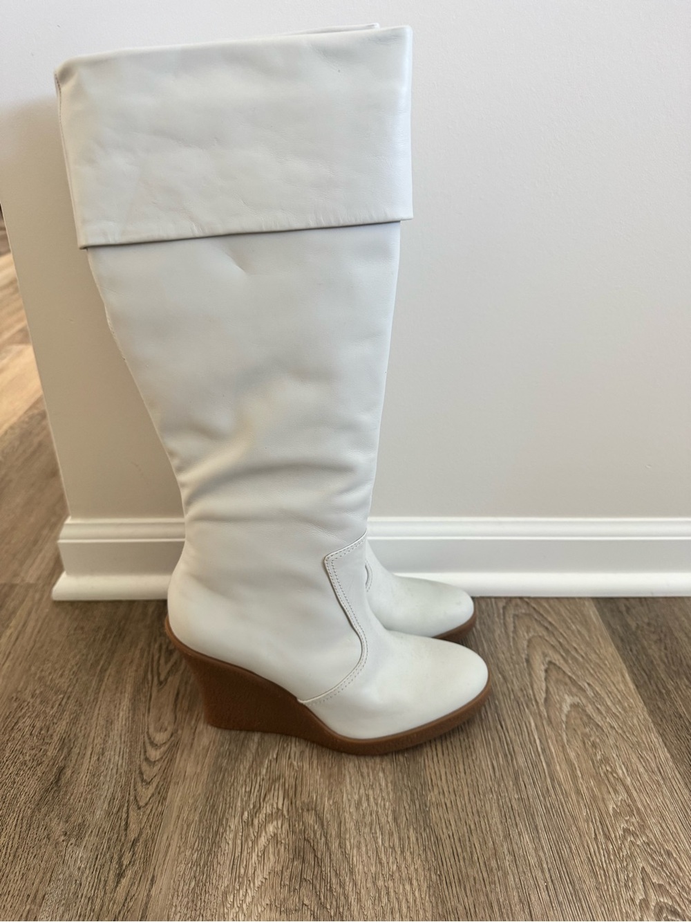 BNWOT Franco Sarto White Knee-High Wedge Boots